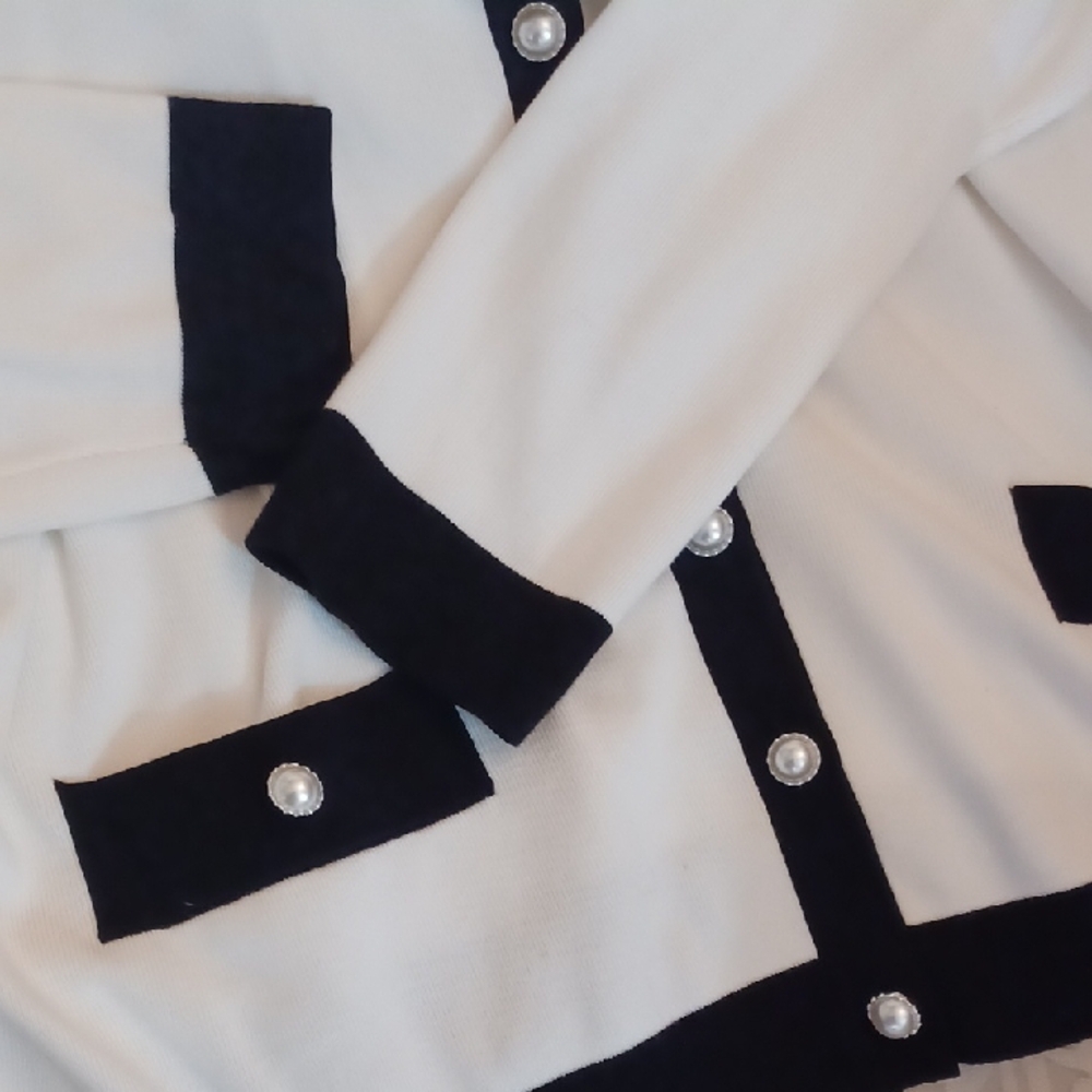 Adrianna Papell Black and White Cardigan - Picture 4 of 8